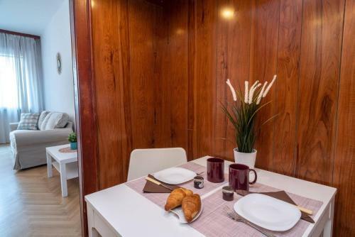 Convenient Apartment In The Heart Of Downtown