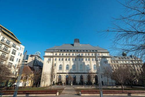 Convenient Apartment In The Heart Of Downtown