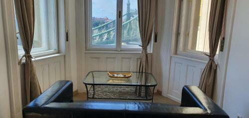 Bed & Breakfast Butterfly Home Danube