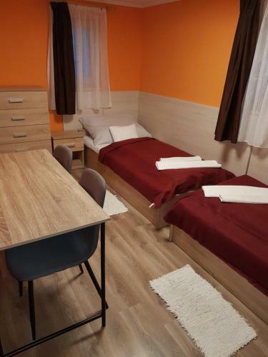 Bed & Breakfast J�nkahegyi Gyuri Cs�rda �s Panzi�