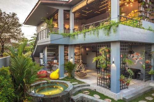 7 Room Deluxe Villa Seminyak