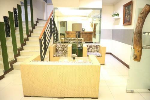 Dewata Sky Hotel