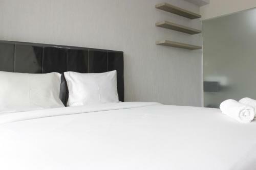 Homey 3br Apartment At Gateway Pasteur Near Exit Toll By Travelio