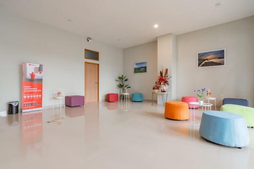 Hotel Reddoorz Plus @ Karapitan Street