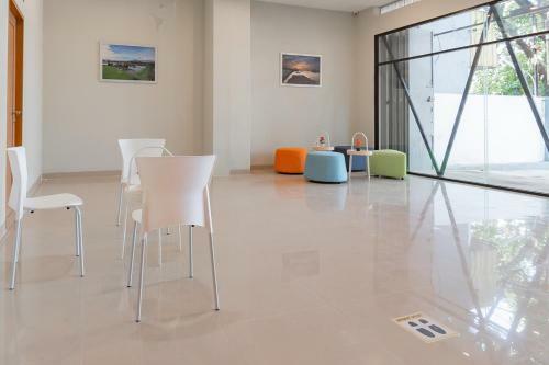 Hotel Reddoorz Plus @ Karapitan Street