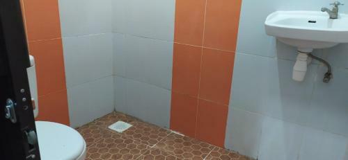 Hotel Oyo 90334 Gloria Homestay