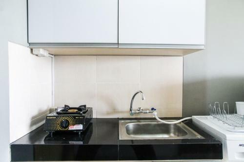 Brand New Studio The Oasis Apartment By Travelio