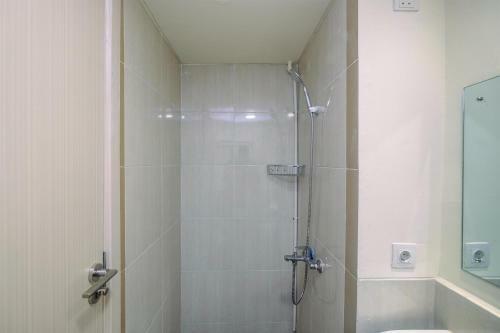 Modern Design 3br At Meikarta Apartment By Travelio