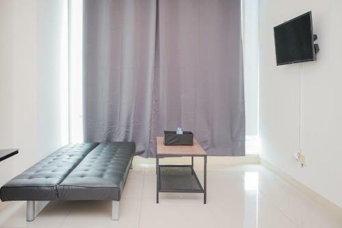 Spacious And Cozy 1br At Tree Park Apartment By Travelio