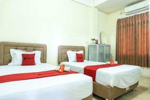 Hostal Reddoorz @ Gatot Subroto Ende