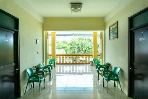 Hostal Reddoorz @ Gatot Subroto Ende