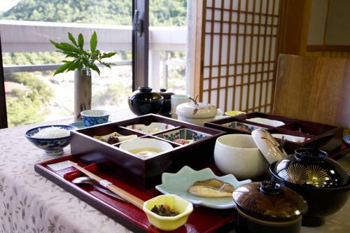Unzen Miyazaki Ryokan