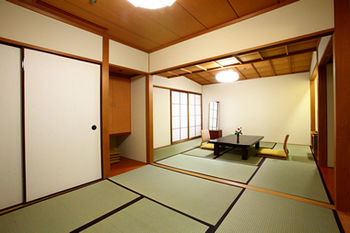 Hotel Camelot Japan
