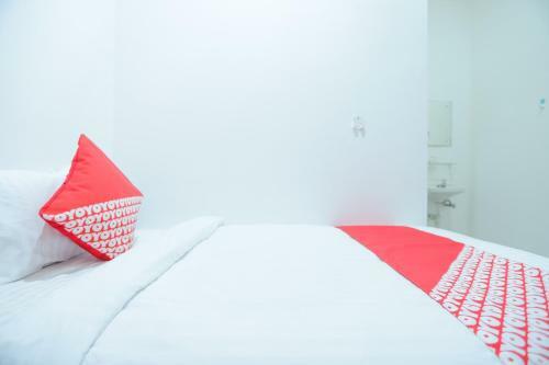 Hotel Oyo 150 Harmoni Residence