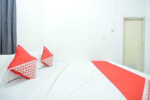 Hotel Oyo 150 Harmoni Residence
