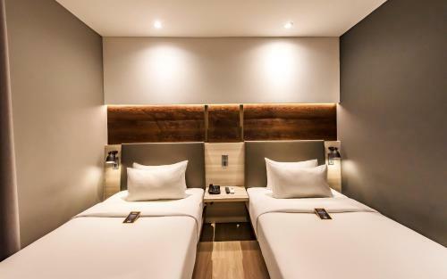 Hotel Stanley Wahid Hasyim Jakarta