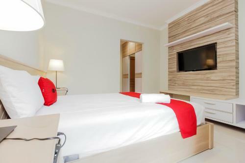 Hostal Reddoorz Premium Near Ragunan Zoo 2