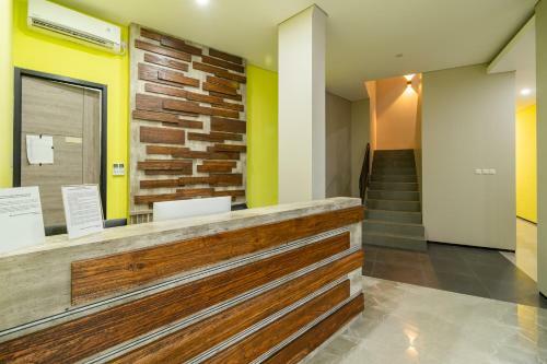 Hotel Reddoorz Plus Near Senayan City