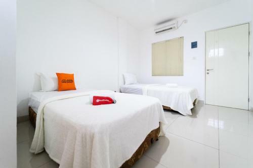 Hostal Koolkost Near Ragunan Zoo - Minimum Stay 6 Days