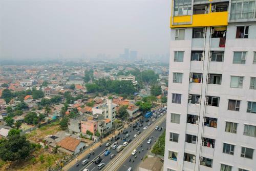 Comfy City View 1br Apartment Menteng Square By Travelio