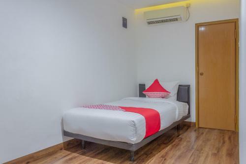 Hotel Oyo 366 Thamadhiro Residence