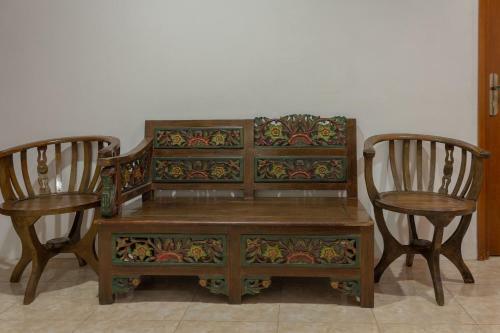 Hotel Oyo 366 Thamadhiro Residence