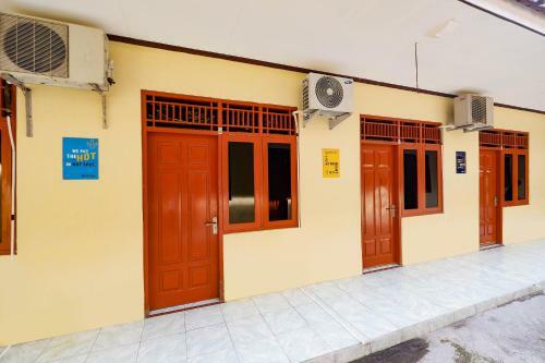 Hotel Spot On 2546 Griya Widya Syariah