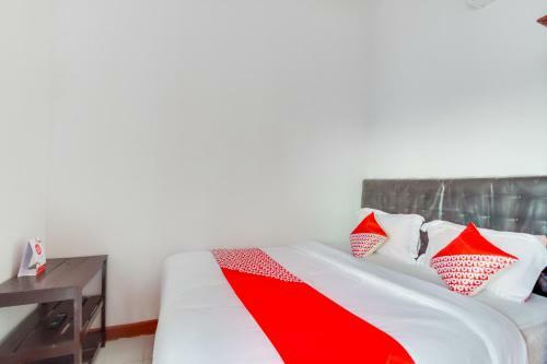 Hotel Oyo 3074 Orange Inn
