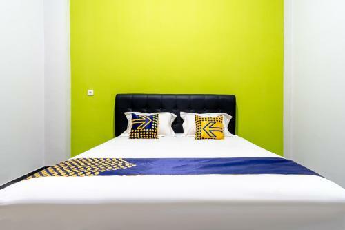 Hotel Spot On 2272 Citra Arcade Residence Syariah
