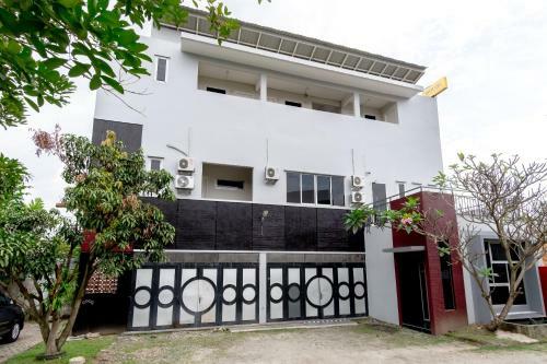 Hotel Spot On 2272 Citra Arcade Residence Syariah
