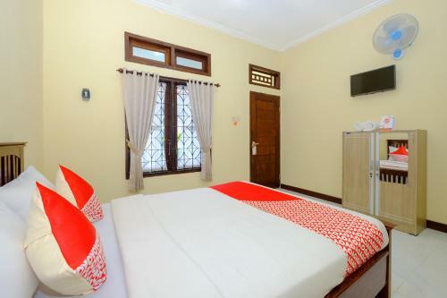 Hotel Oyo 2864 Mangsit Garden Homestay