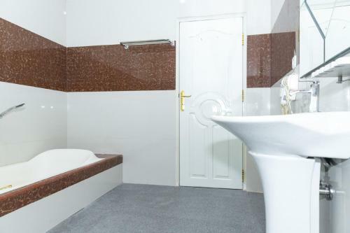 Hostal Reddoorz Premium @ Sea Residence Manado
