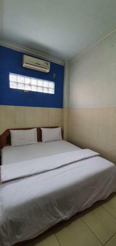 Hostal Serena Anggrek Hotel