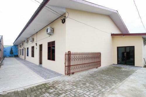 Hostal Sky Residence Cengkeh