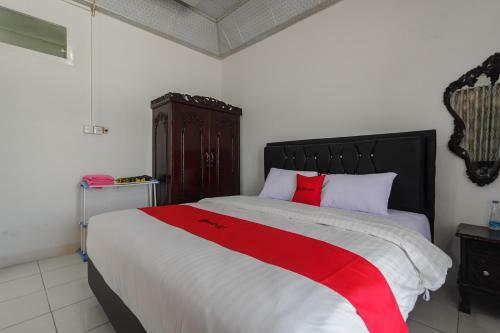 Hostal Reddoorz Near Universitas Negeri Padang