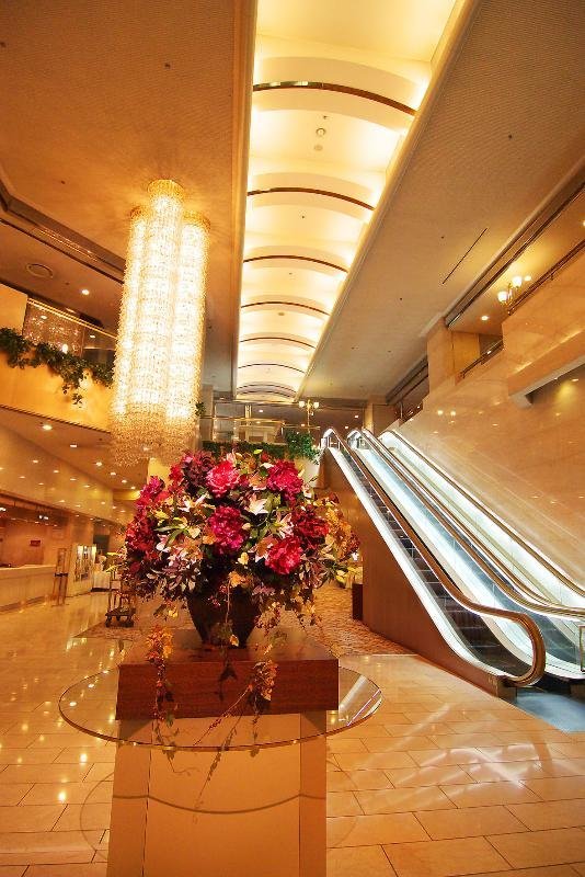 Hotel The Crown Palais New Hankyu Kochi
