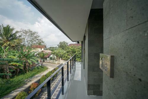 Hotel Oyo 343 Lawang15 Syariah