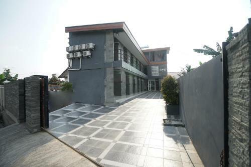 Hotel Oyo 343 Lawang15 Syariah