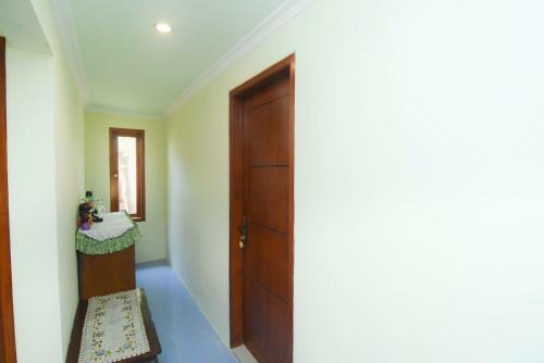Hotel Oyo 1909 Edelweiss Residence Syariah