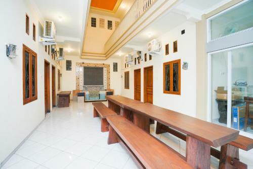 Hotel Oyo 1642 Penginapan Anggrek Syariah 2