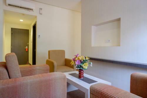 Reddoorz Plus Near Hotel Benua Kendari