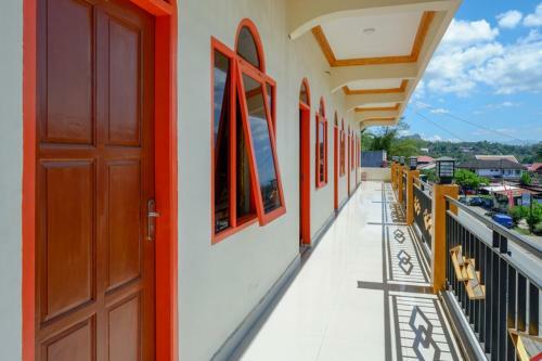 Hostal Reddoorz Near Bolu Toraja