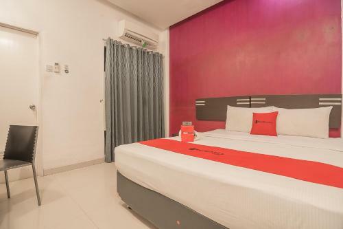 Hostal Reddoorz Plus Near Undip Pleburan