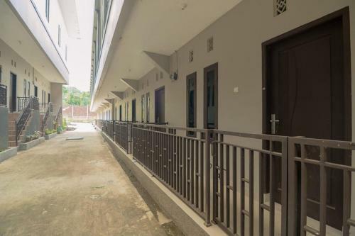 Hostal Aziz Guest House Syariah