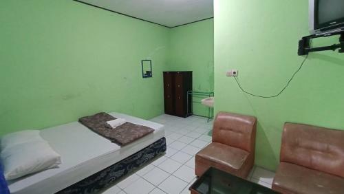 Hotel Reddoorz Plus Near Rs Grhasia Kaliurang