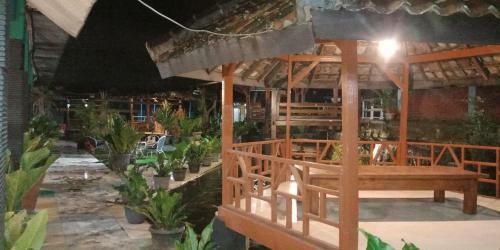 Hotel Reddoorz Plus Near Rs Grhasia Kaliurang