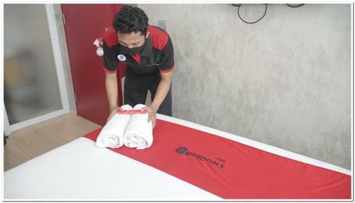 Hostal Reddoorz Near Untag Surabaya
