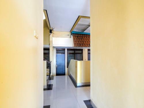 Hotel Oyo 3842 Eiffel Ketintang Unesa Syariah