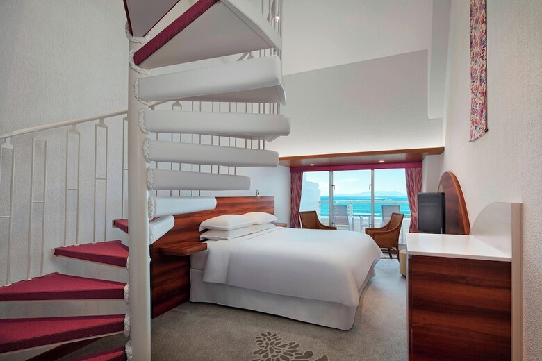 Sunmarina Hotel