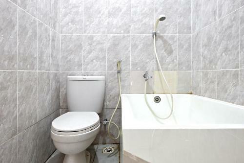 Hotel Spot On 2661 Wisma Maysara Makassar